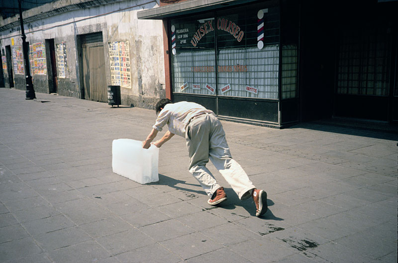 Francys Alÿs, Paradox of Praxis 1, Sometimes Making Something Leads to Nothing, Mexico City 1997