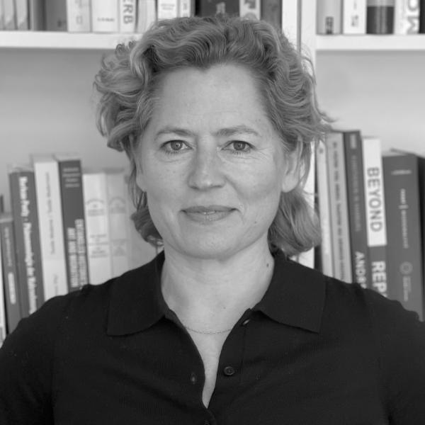 Mona Schieren
